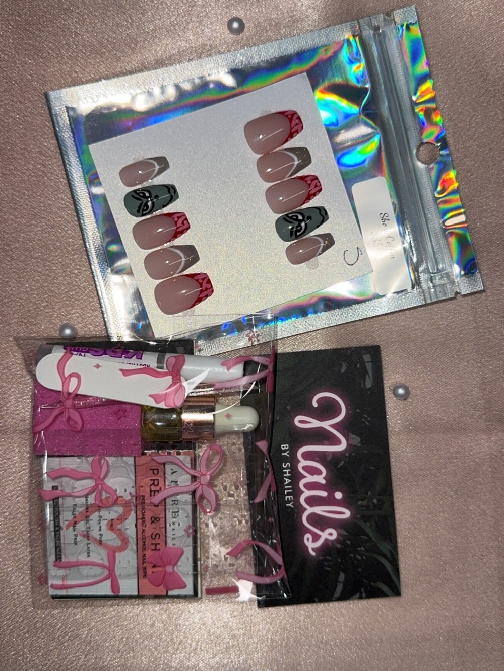 Pink & Black Press-On Nail Set